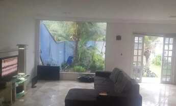 Imagem 3: Imóvel para aluguel possui 300 metros quadrados com 3 quartos