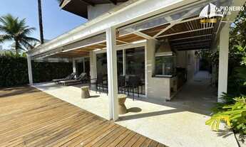 Imagem 5: Casa em condomínio disponível para venda na Praia da Baleia!