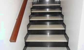 Imagem 7: Casa Duplex, ampla, em porcelanato, com churrasqueira, Jardim Guanabara