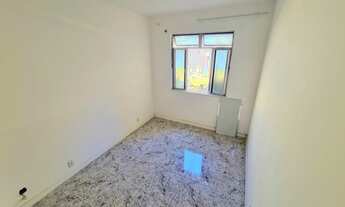 Imagem 4: Ótimo conjugado na Av Nossa Senhora de Copacabana, Copacabana - Rio de Janeiro - RJ