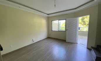 Imagem 2: Casa para venda tem 130 metros quadrados com 2 quartos em Jardim Europa - Teresópolis - RJ