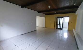 Imagem 3: Casa residencial com 3 quartos para alugar por R$ 2400.00, 135.00 m2 - SAGUACU - JOINVILLE