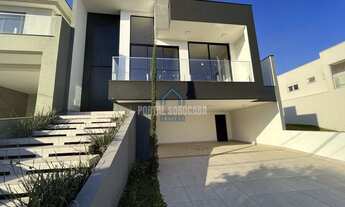 Imagem 2: Casa Com 3 Suítes 196 m²-Condomínio Portal Da Primavera