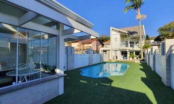 Imagem 1: Porto Alegre - Casa Padrão - Tristeza