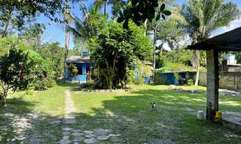 Imagem 2: Chácara na praia com 3 quartos, arvores frutíferas. a. Imóvel medindo 1.800 metros quadrad