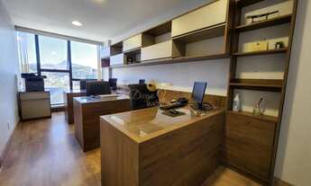 Imagem 1: Sala Comercial para Venda em Teresópolis, Várzea, 1 banheiro, 1 vaga