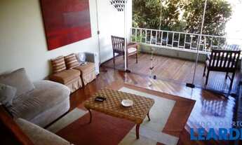 Imagem: CASA ASSOBRADADA - PERDIZES - SP