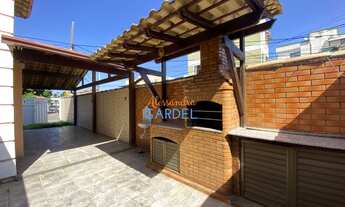 Imagem 4: Casa Duplex de esquina, com 3 quartos sendo 2 suítes no Jardim Mariléa em Rio das Ostras