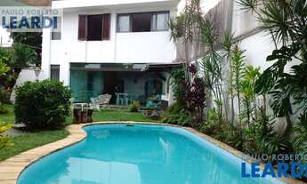 Imagem: CASA TÉRREA - ALTO DE PINHEIROS - SP