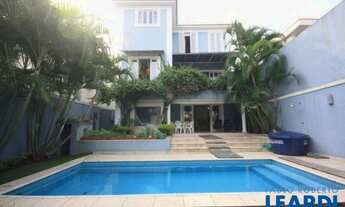 Imagem: SOBRADO - VILA MADALENA - SP