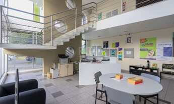 Imagem 6: Porto Alegre - Prédio Inteiro - Tristeza