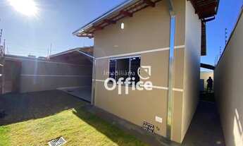 Imagem: Casa com 3 quartos à venda por R$ 450.000