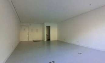Imagem 3: Aluguel Anual - Sala com 23m² Square SC 401
