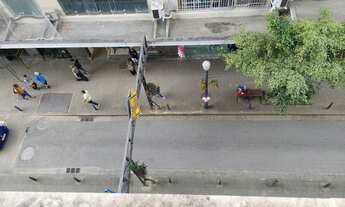 Imagem 4: Apto Centro, frente, amplo, infraestrutura, fino trato, Rua Irmãos D'angelo - Petrópo