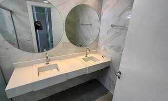 Imagem 2: ED REMBRANDT, ANDAR MEDIO, 180 M², COM 3 SUÍTES, 2 VAGAS SOLTAS, TODO REFORMADO, AC. FINAN