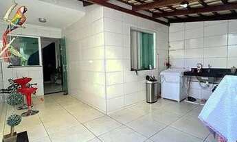 Imagem 2: Casa para venda tem 150 metros quadrados com 3 quartos em Sapucaias III - Contagem - MG