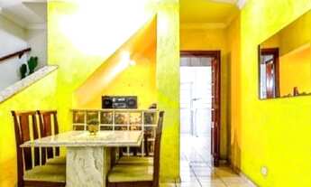 Imagem 3: Sobrado de 3 andares , 3 quartos , sendo 1 suite ,4 banheiros