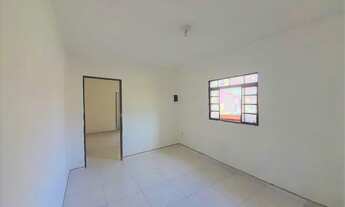 Imagem 6: Casa com 2 dormitórios para alugar por R$ 1.200,00/mês - Jardim Zaira - Mauá/SP