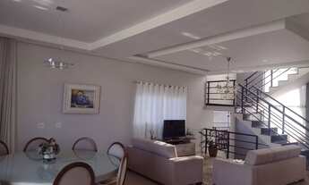 Imagem 4: Excelente casa 5 Dormitórios 3 Minutos do Centro