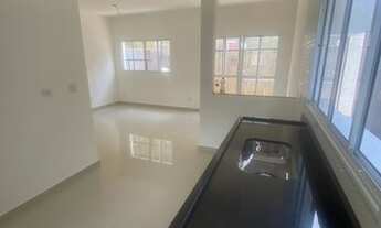 Imagem 6: Lindo Sobrado - 3 quartos - Suíte - quintal- Pisos em porcelanato. Pronto para morar!