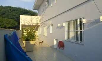 Imagem 2: SOBRADO KM 18 Casa com 3 dormitórios