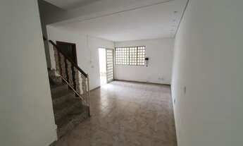 Imagem 2: BELO HORIZONTE - Casa Padrão - Santa Lúcia