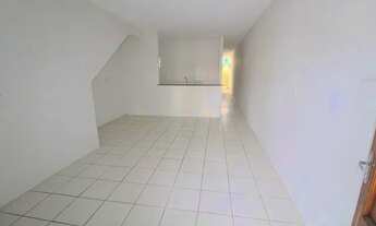 Imagem 4: Casa com 2 quartos sendo 1 suíte, wc social, sala, cozinha, área de serviço, quintal, 1 va