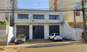 Imagem: APARTAMENTO - SOBRE LOJA