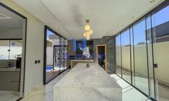 Imagem 4: Casa à venda no Jardins Madri com 3 suítes em Goiânia GO