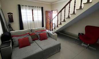 Imagem: Oportunidade - Casa Sobrado - Bosque dos