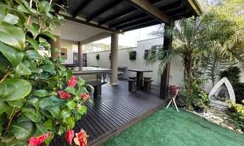 Imagem 5: Casa 4 dorm com piscina BEM localizada bairro Michel Criciúma ACEITA imóvel de menor valor