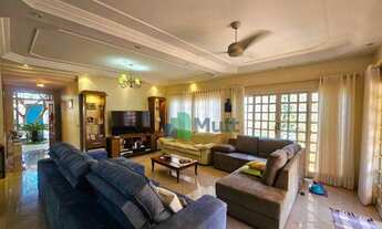 Imagem: Casa com 3 quartos, sendo 1 suíte para