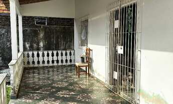 Imagem 3: Casa bem localizada - São Tomé