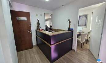 Imagem 3: Conjunto de salas com total de 64m2 no Funcionários com 2 vagas de garagem