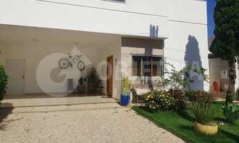 Imagem: Casa em Condomínio à venda, 3 quartos