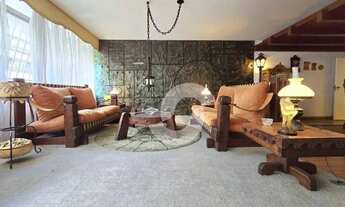 Imagem 3: Apartamento com 4 dormitórios à venda, 270 m², a uma quadra da praia