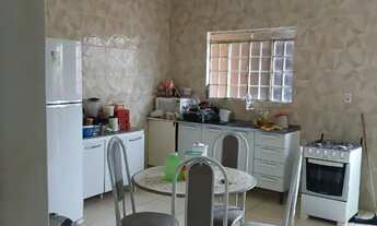 Imagem 3: Vendo casa no bairro Mandacaru, em Petrolina. Terreno medindo 10x20, com 2 quartos, sala