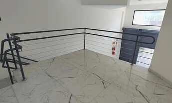 Imagem 5: Salão comercial na Est. Kizaemon Takeuti