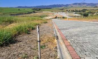 Imagem: TERRENO RESINDECIAL À VENDA COM 258M²