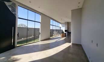 Imagem 6: Casa de condomínio para venda possui 147 metros quadrados com 3 quartos