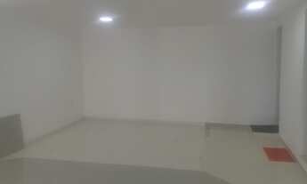 Imagem 2: Aluga-se galpão com 90m² em Saúde - RJ