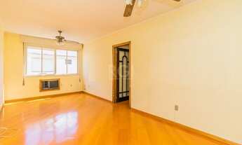 Imagem 2: Porto Alegre - Apartamento Padrão - Petrópolis