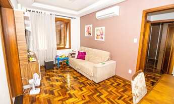 Imagem 2: Apartamento de dois dormitórios totalmente reformado bairro São Geraldo em Porto Alegre