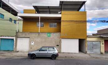Imagem: Casa com 8 dormitórios à venda em Contagem