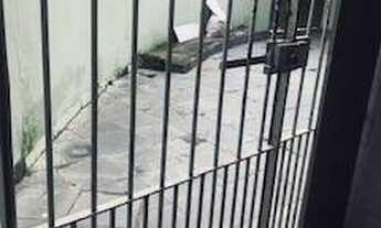 Imagem 4: SOBRADO ENFRENTE METRO ITAQUERA