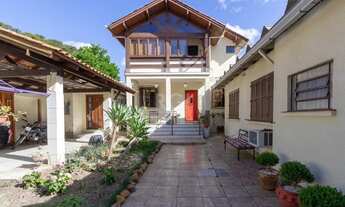 Imagem: Porto Alegre - Casa Padrão - Tristeza