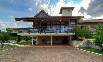 Imagem: Sobrado para venda possui 591 metros quadrados