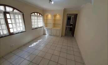 Imagem 3: Casa à venda com 184 m² sendo 3 dormitórios, 1 suíte 2 vagas de garagem no bairro do Butan