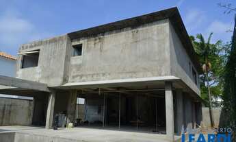 Imagem: CASA ASSOBRADADA - CIDADE JARDIM - SP