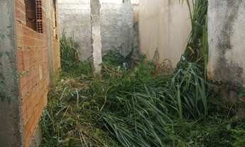 Imagem 2: Casa em construção